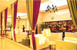 Hotel Avic
